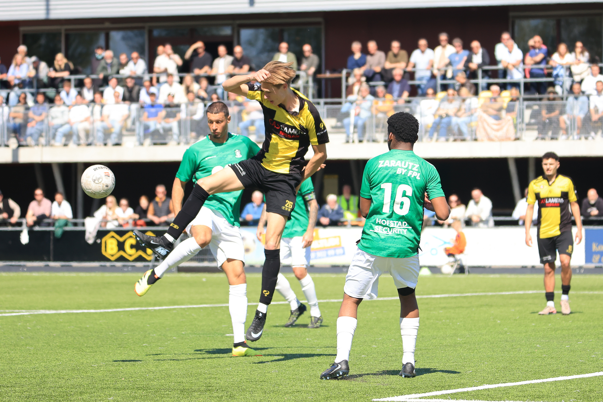 TOGB straft zichzelf en helpt Scheveningen aan broodnodige punten