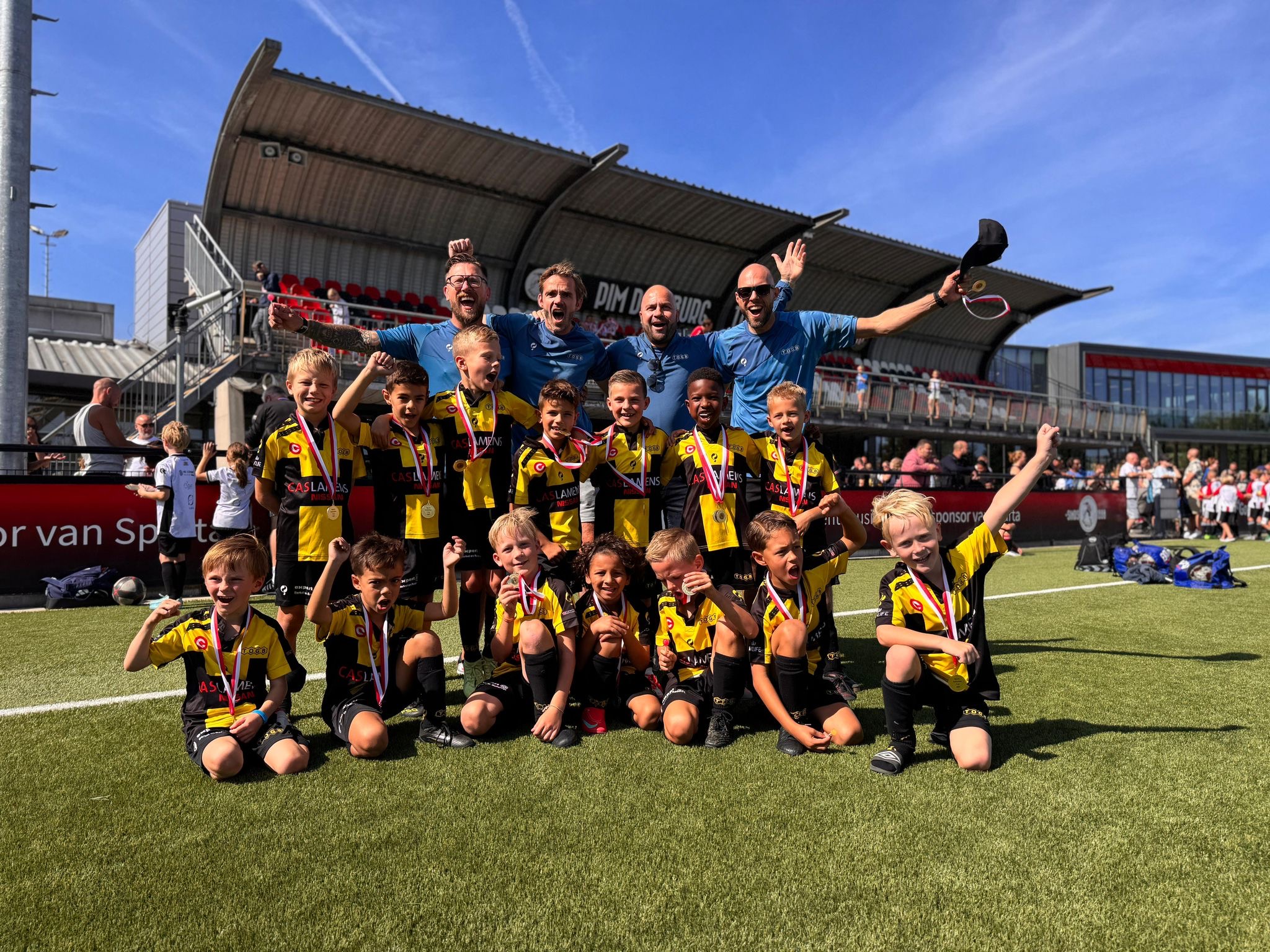 Voetbalfeest voor TOGB JO8 op de Sparta Cup